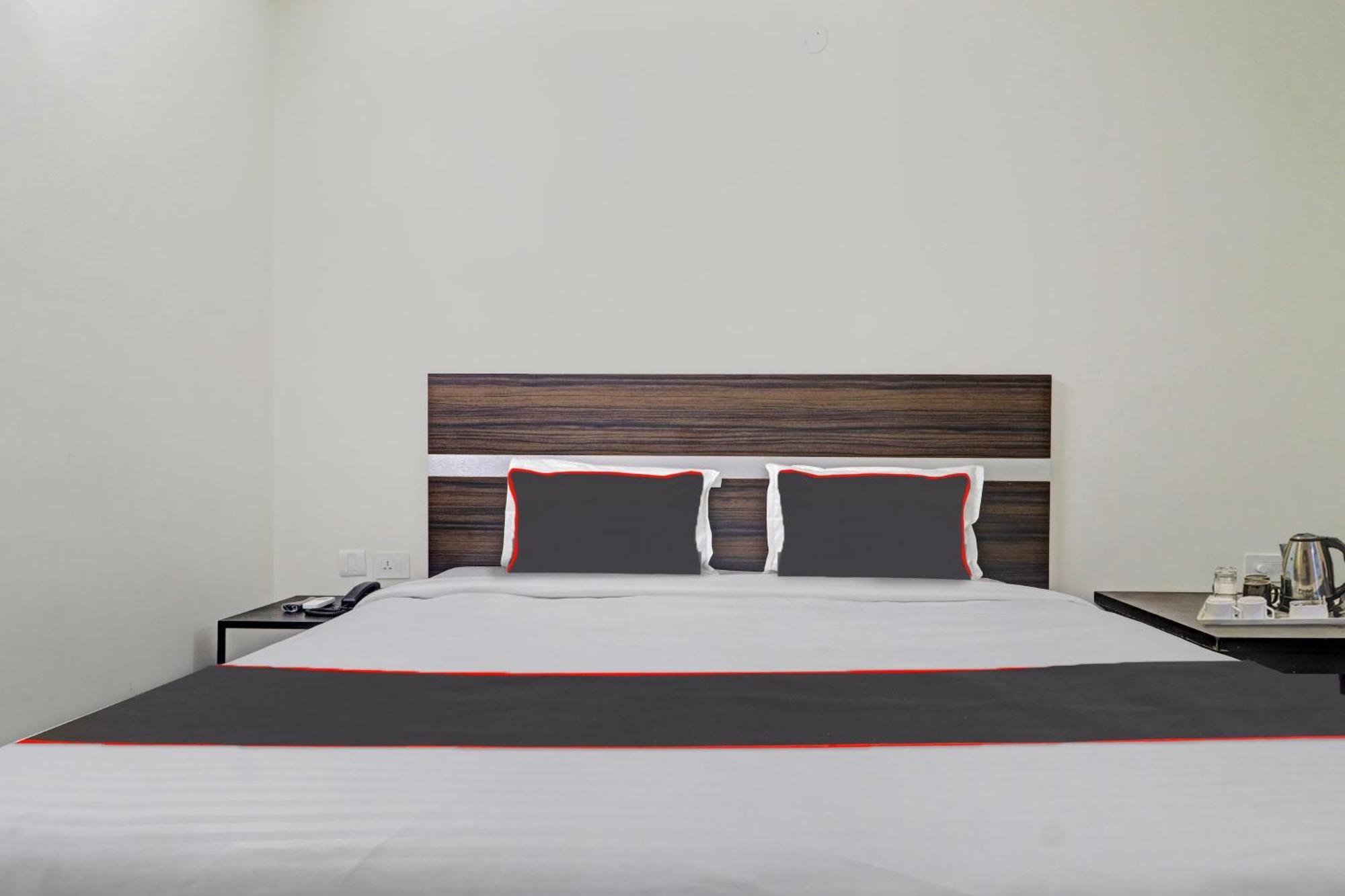 Collection O Ss Metro Ritz Hyderabad Exterior foto