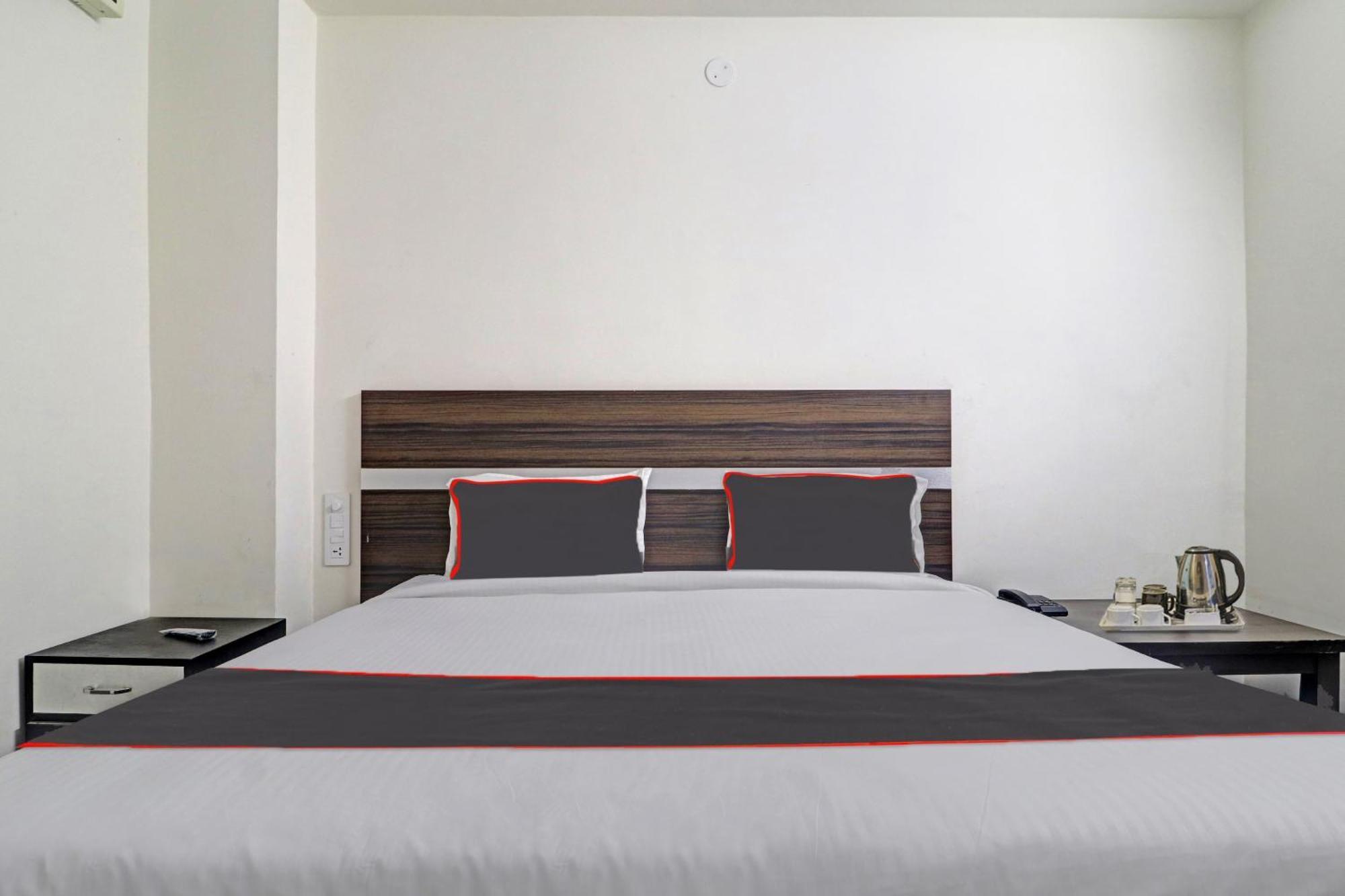 Collection O Ss Metro Ritz Hyderabad Exterior foto